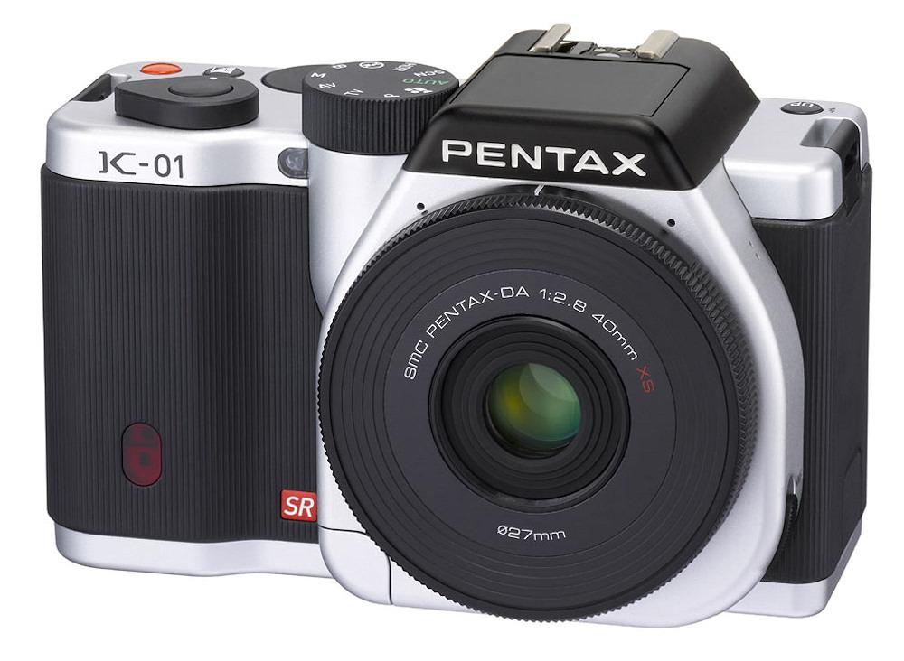 Pentax K-01+DA 40mm f/2.8 XS (srebrny)