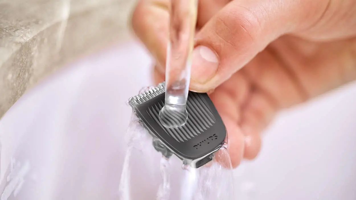 Trymer Philips Multigroom MG3730/15 8 nasadek 60min