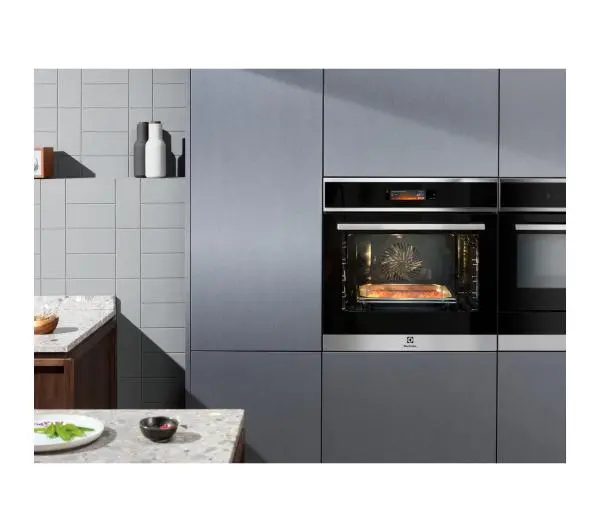 Electrolux 900 SteamPro EOA9S31CX Termoobieg Termosonda Zdalne sterowanie Czarno-stalowy - Kup na Raty - RRSO 0%