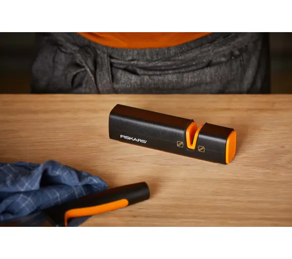 Fiskars Edge Roll-Sharp 1003098