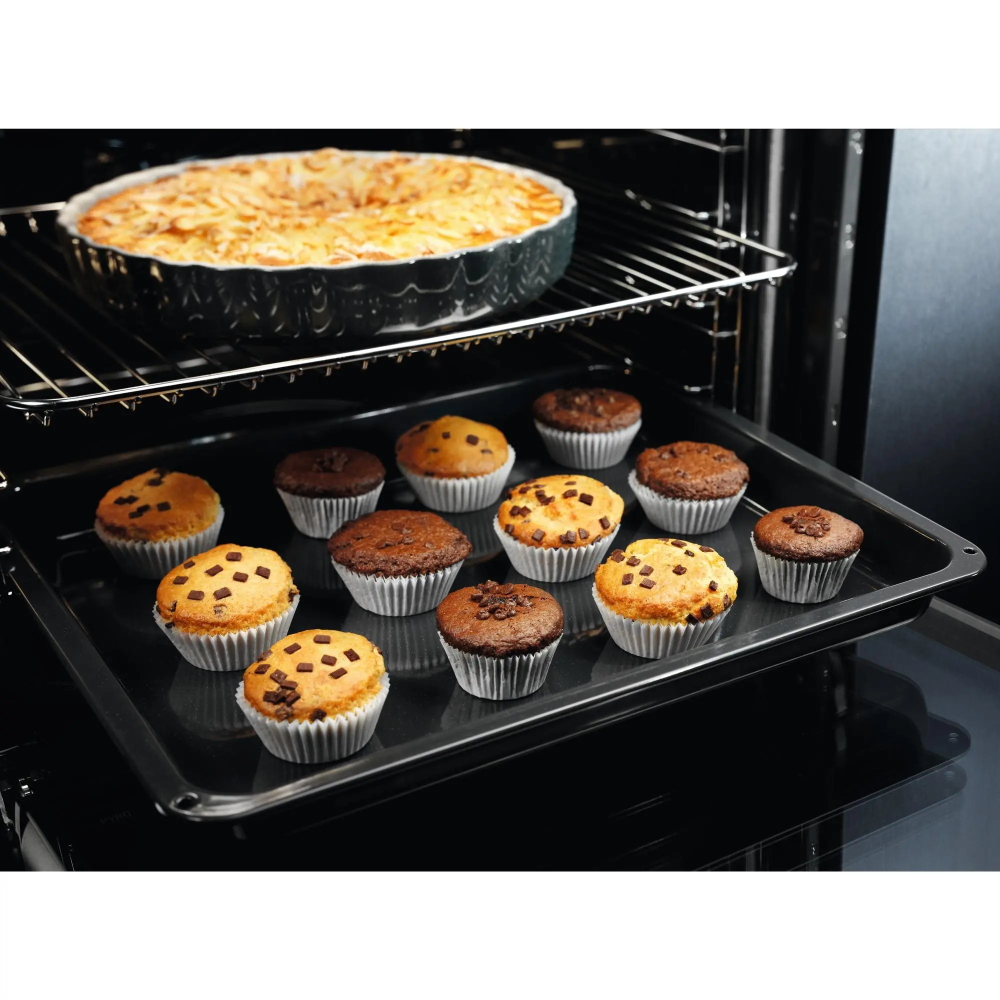 фото Духовка електрична Electrolux EOF6P76BX 2