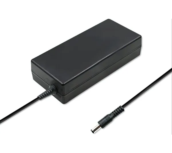 Qoltec 50797 12V 5A 5.5*2.1 60W Czarny