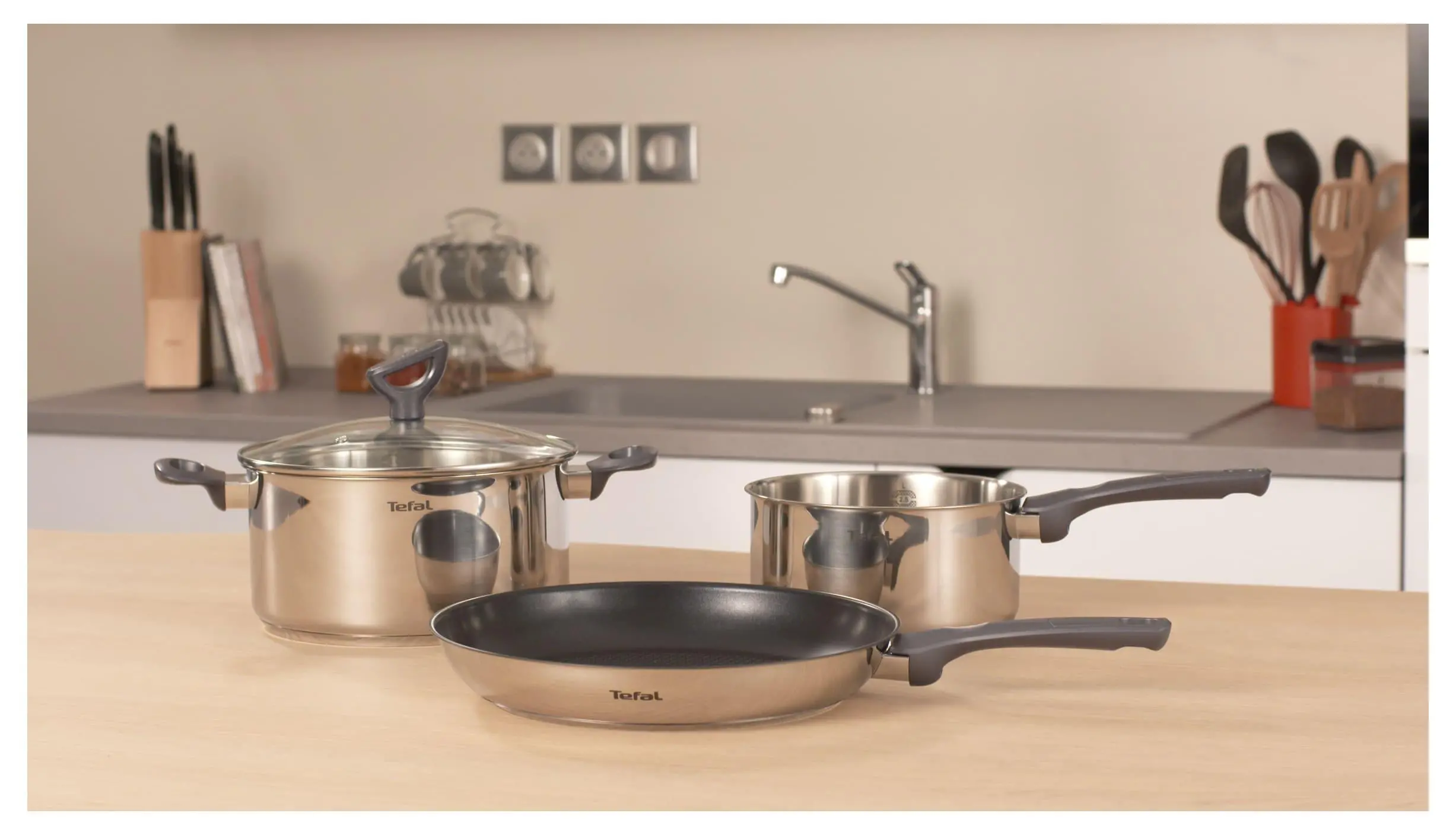 Patelnia Tefal Daily Cook G7300255 Indukcja Tytanowa 20cm