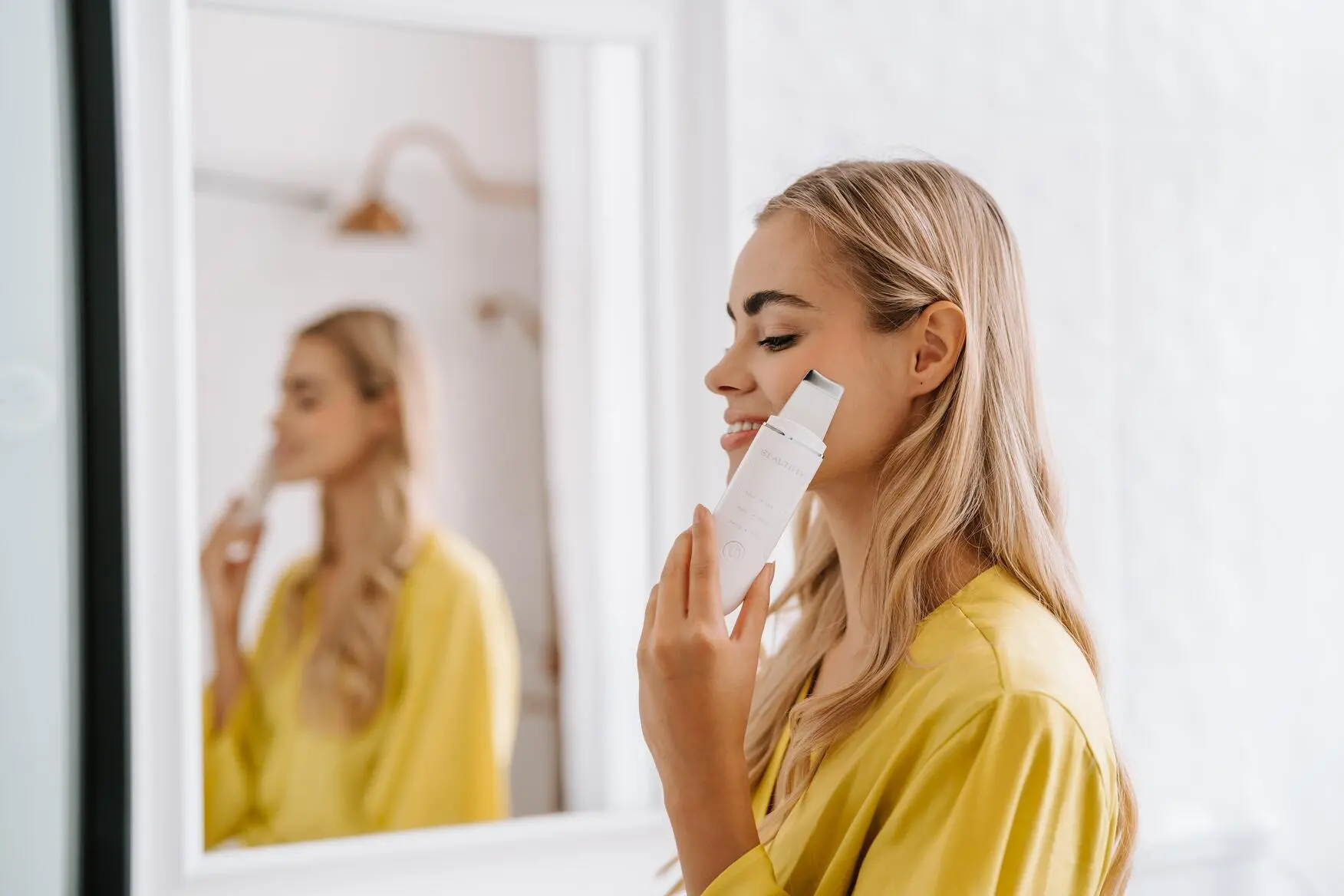Urządzenie do peelingu kawitacyjnego Beautifly Scrub Peeling Young