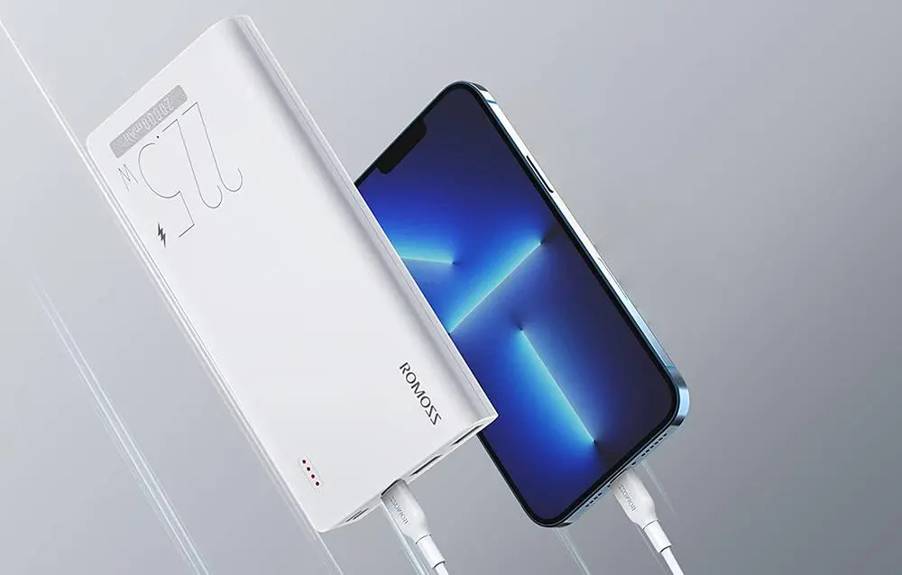 Фото Внешний аккумулятор (пауэрбанк) Romoss Sense 8F 30000mAh White (PHP30-711-1133H)