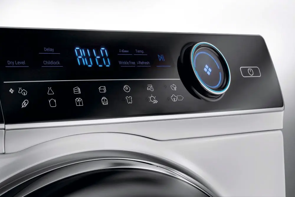 фото Сушильная машина Haier HD100-A2979N-S