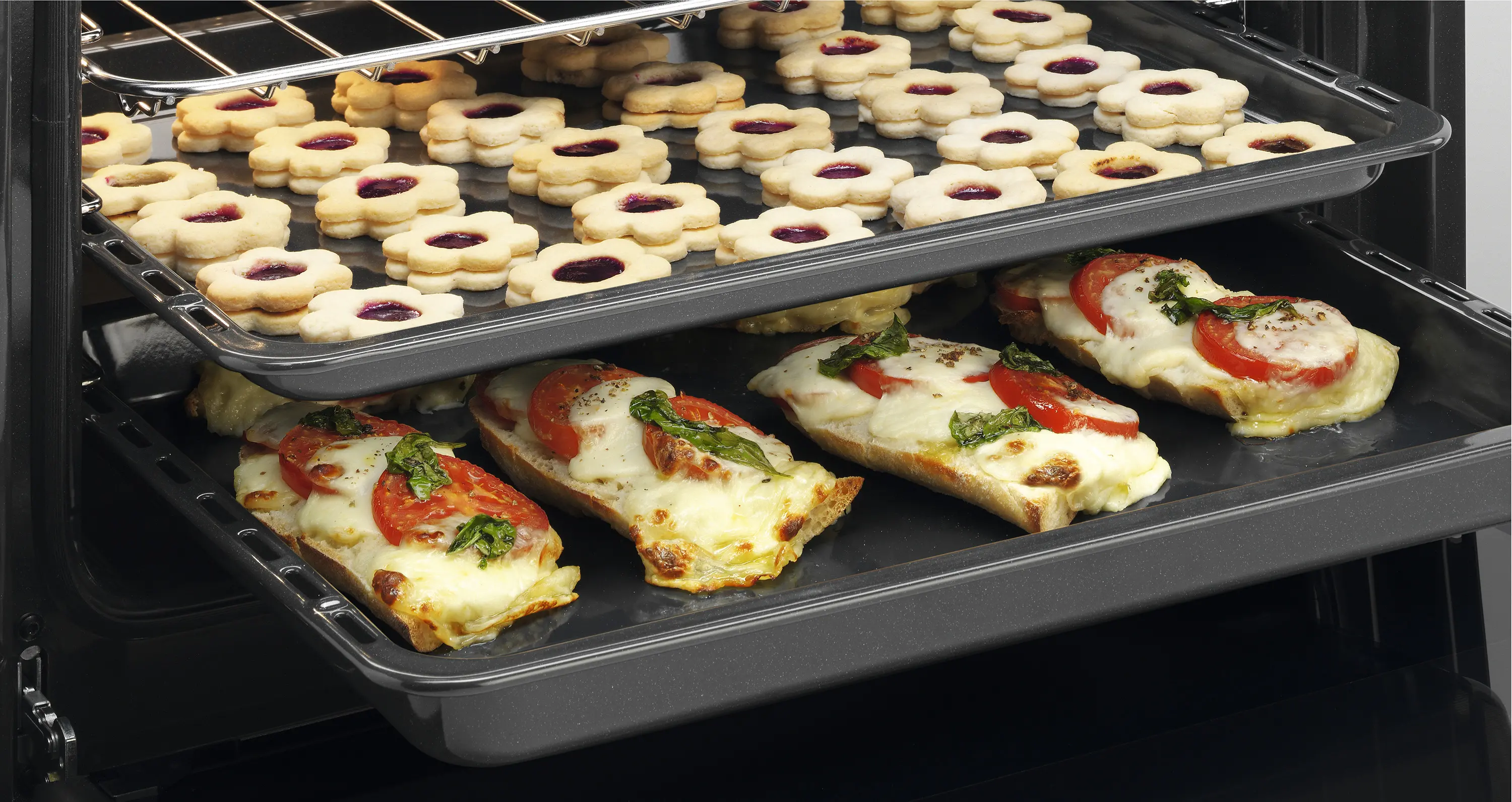 фото Комбінована плита Electrolux LKK540222W