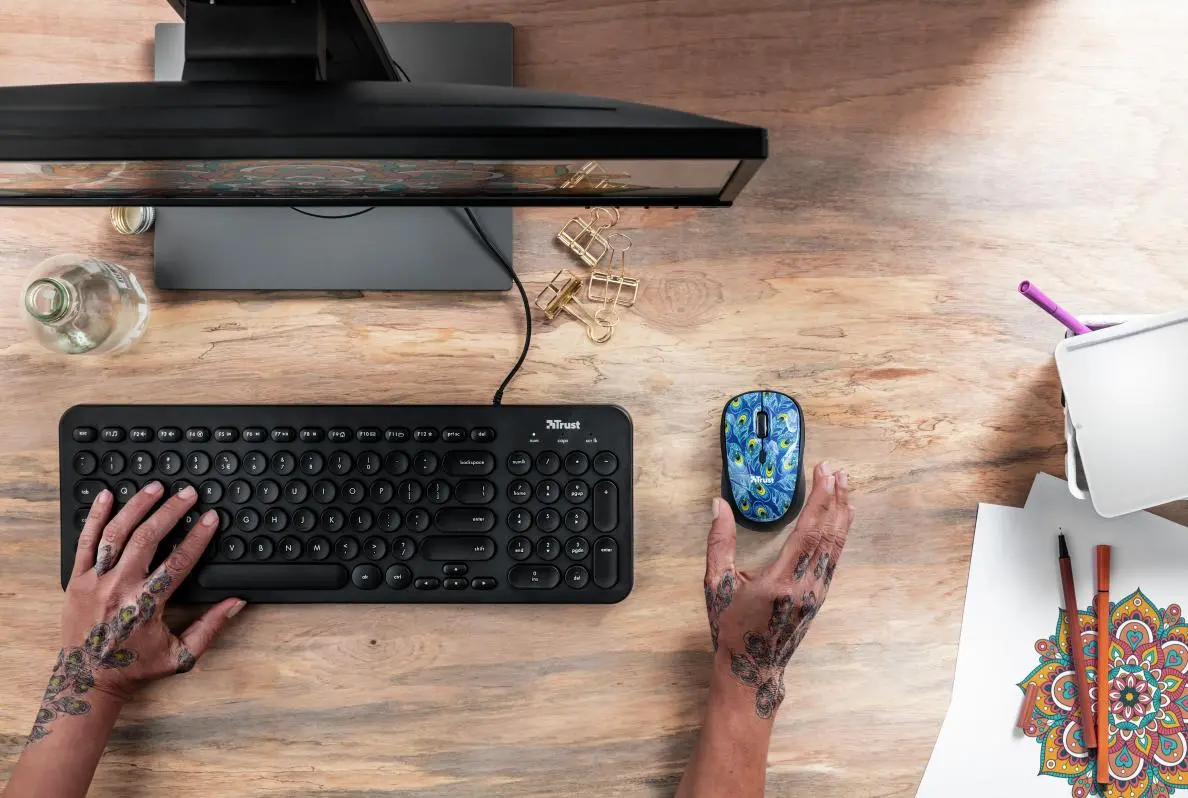 Myszka Trust Yvi Wireless Mouse Peacock 23388 Niebieski