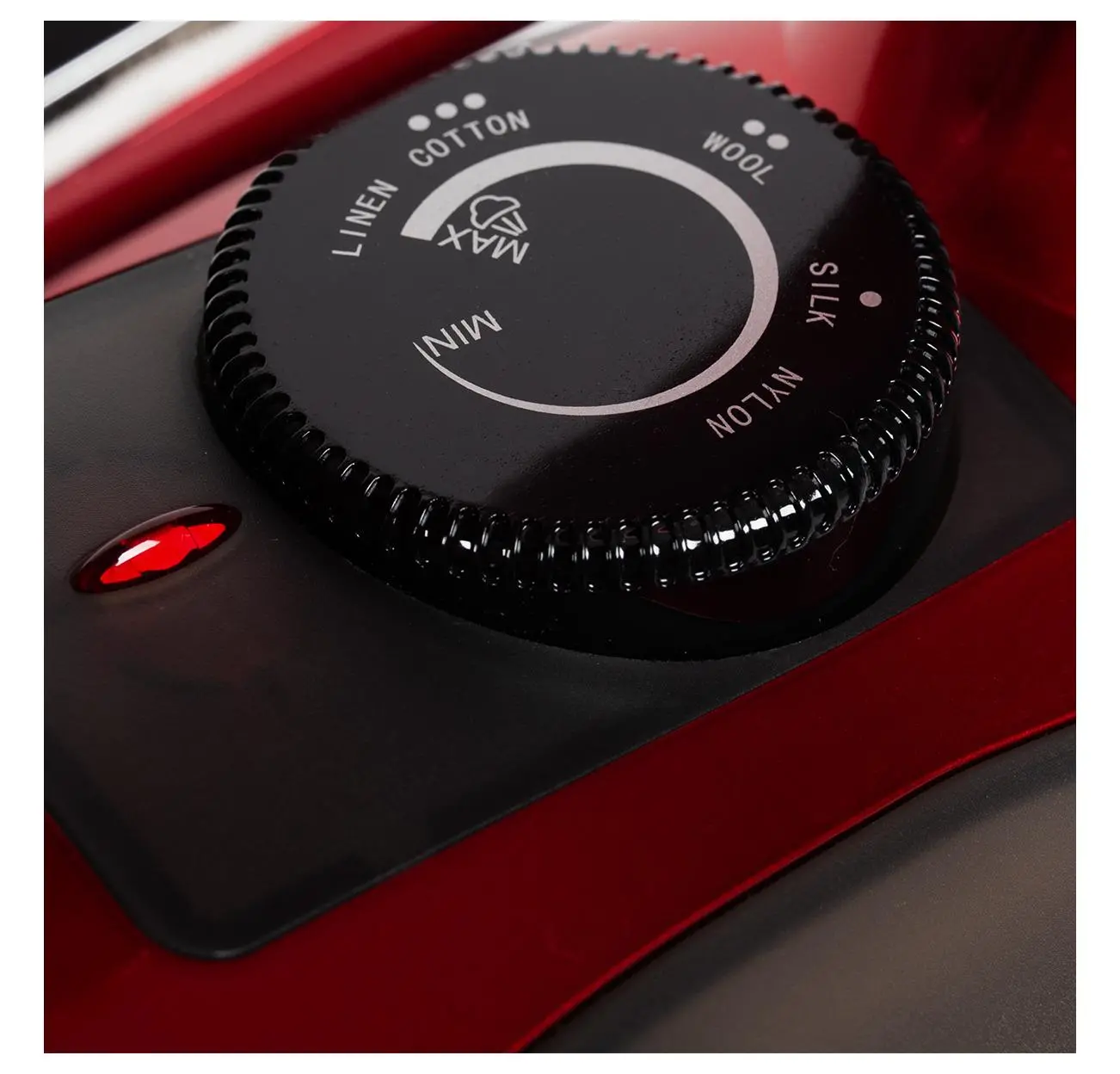 Żelazko Raven EZ003X 190g/min 3000W