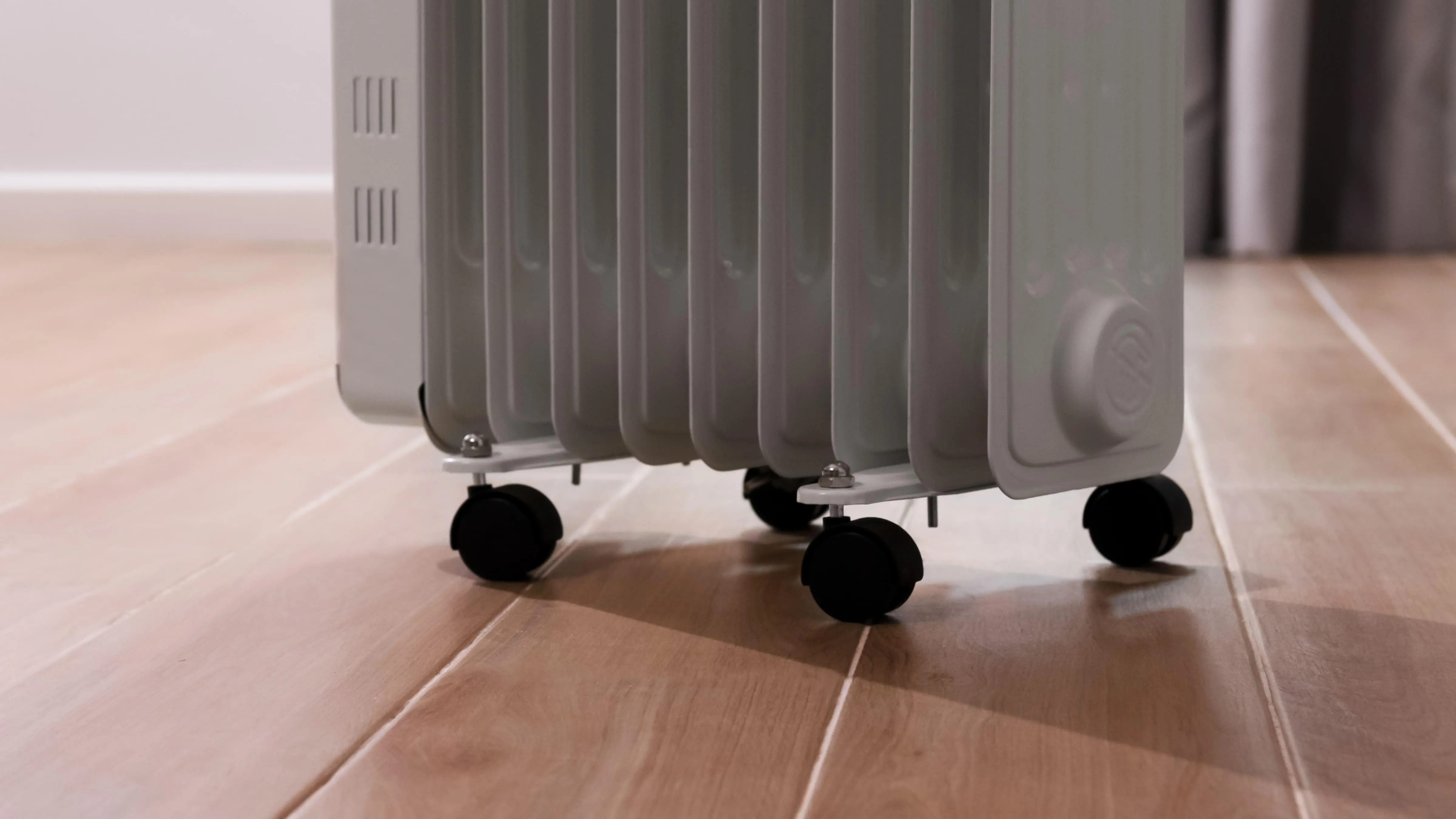 Grzejnik olejowy Cecotec ReadyWarm 9000 Space
