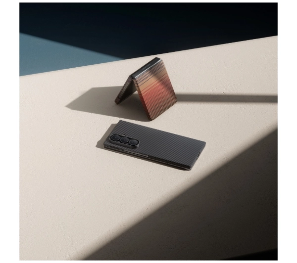 Pitaka Ultra-Slim MagSafe do Samsung Galaxy Z Fold7 Czarno-szary - Kup na Raty - RRSO 0%
