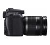 Lustrzanka Canon EOS 70D + EF-S 18 - 200 mm IS + torba Bag 10EG + książka