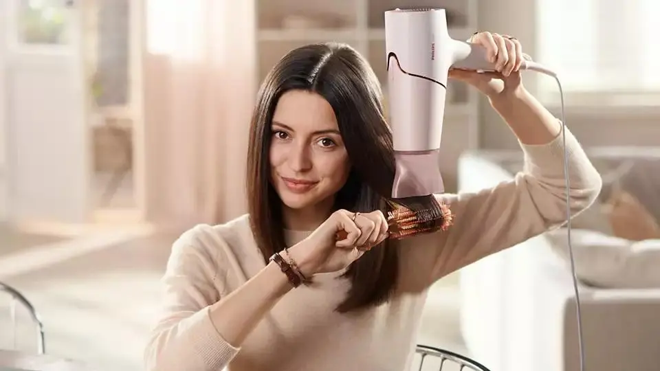 Suszarka do włosów Philips Seria 5000 BHD530/00 Jonizacja Dyfuzor Zimny nawiew 2300W 3 prędkości 3 temperatury