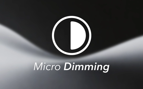 Logo Micro Dimming na czarno-szarym tle – symbol technologii poprawiającej kontrast obrazu