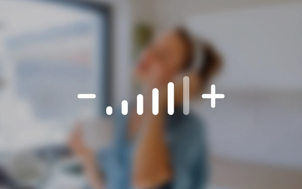 Отрегулируйте громкость в наушниках.