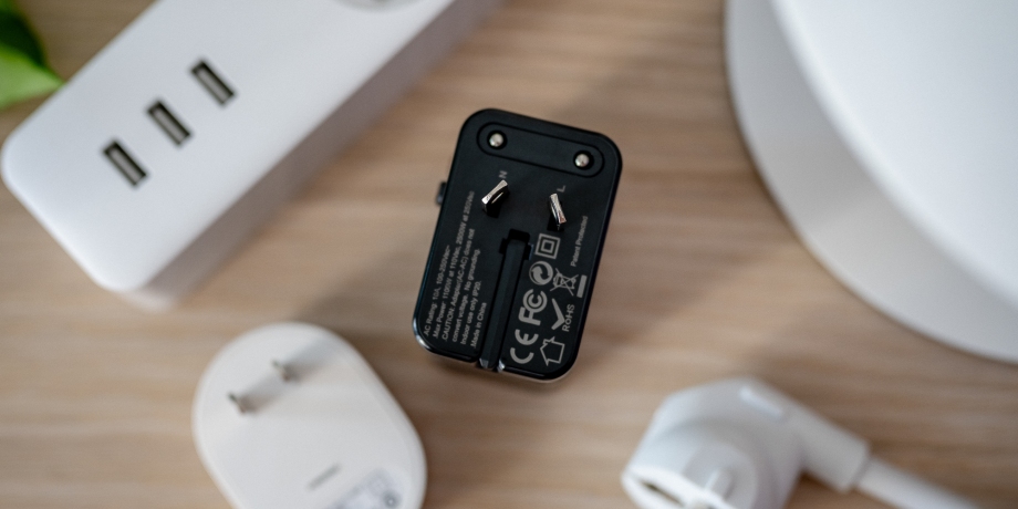 Ładowarka sieciowa Newell GaN travel adapter 65 W