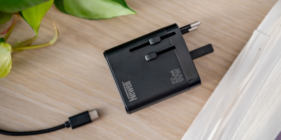 Ładowarka sieciowa Newell GaN travel adapter 65 W