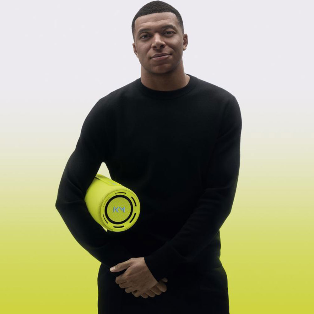We HEAR pro - sygnowany przez Kyliana Mbappé