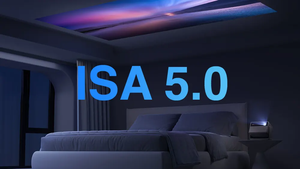 Проектор XGIMI HORIZON 20 відображає зображення на стелі, з написом ISA 5.0 (Intelligent Screen Adaption) по центру