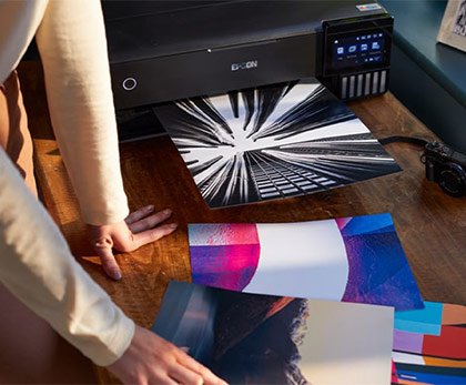 Epson EcoTank L8180 - копанія