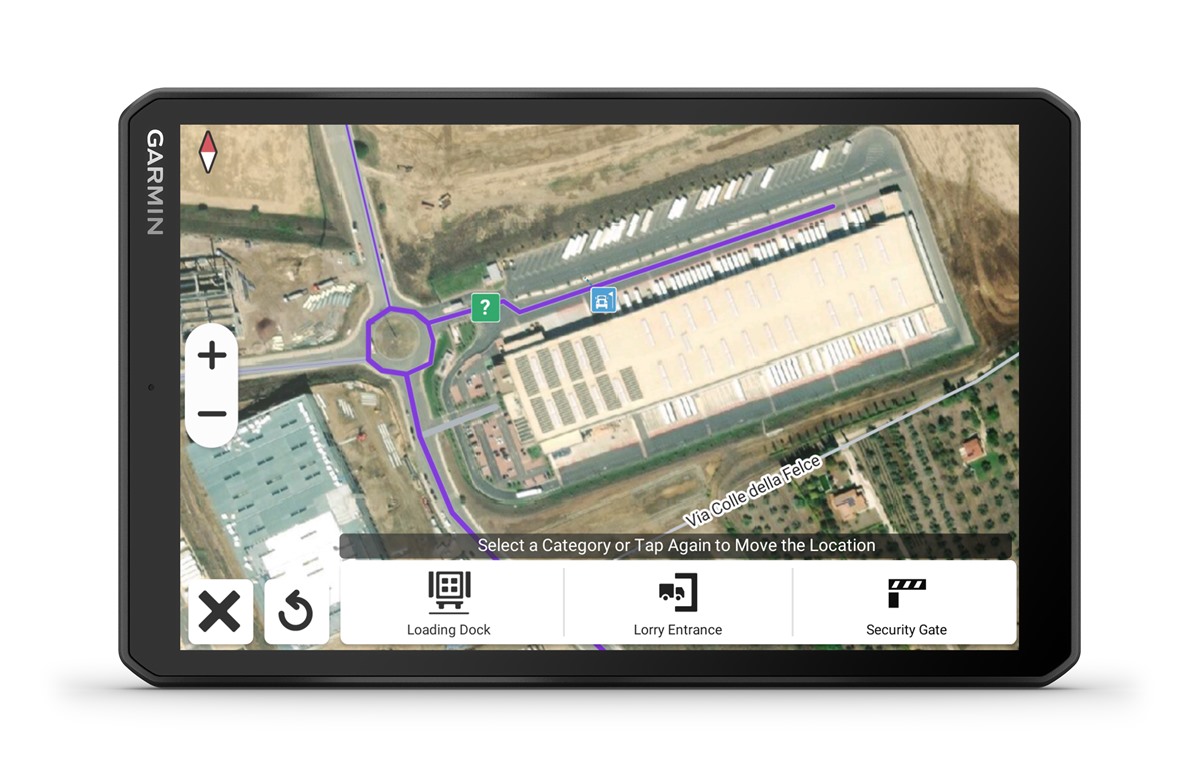 zdjęcie nawigacji garmin do ciężarówek dēzl LGV820