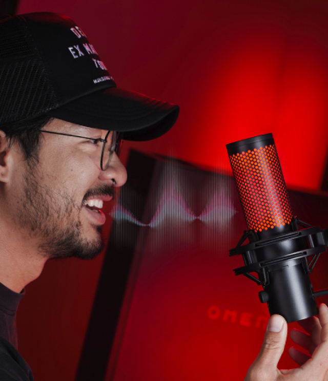 HP Microphones QuadCast 2