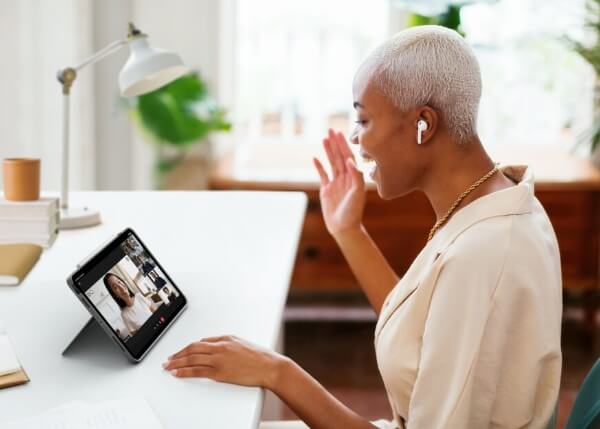 Logitech image