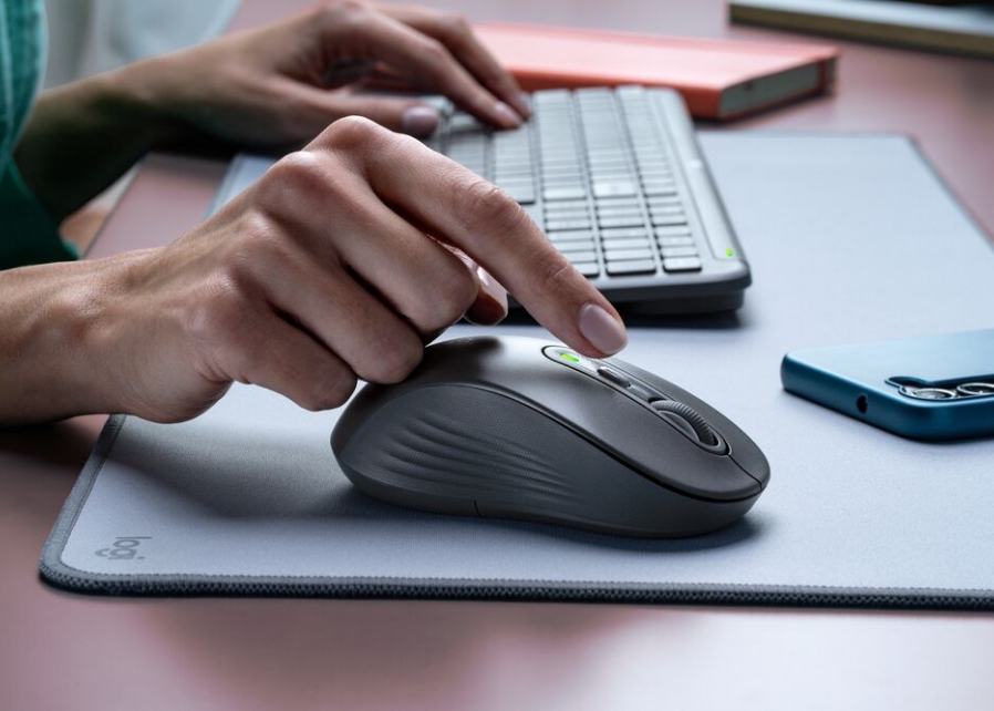 Logitech Signature
