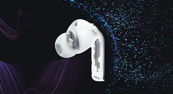 Поперечний розріз білих Buds4 Pro показує аудіосистему; окремі точки праворуч символізують ANC.