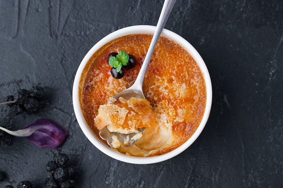 Якщо захотілося солодкого, швидко приготуйте десерт в мікрохвильовці Samsung MG20A7318AK