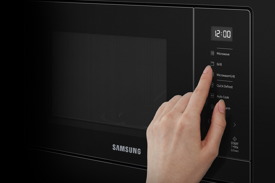 Збільшене зображення сенсорної панелі мікрохвильової печі Samsung MG20A7318AK