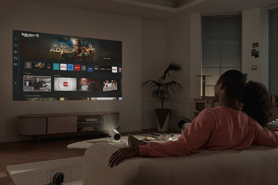 Функції Smart TV, доступні на проекторі