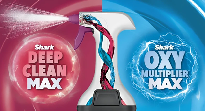 Пляшка засобу для чищення Shark з двома формулами (Deep Clean Max та Oxy Multiplier Max) на рожево-блакитному фоні