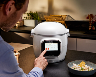 Використовуйте базу даних виносок або створюйте власні та діліться спільнотами.