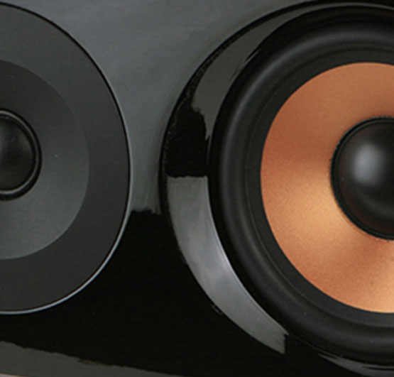 Amplituner Yamaha MusicCast RX-V4A