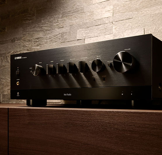 Amplituner sieciowy Yamaha R-N800A