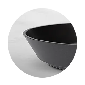 Przybliżenie na krawędź patelni ZWIEGER Obsidian