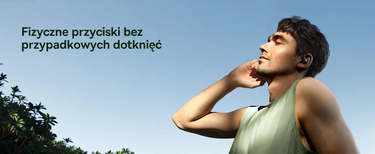Mężczyzna dotykający fizycznego przycisku sterującego na czarnej słuchawce Baseus Eli Sport 2 przy uchu.