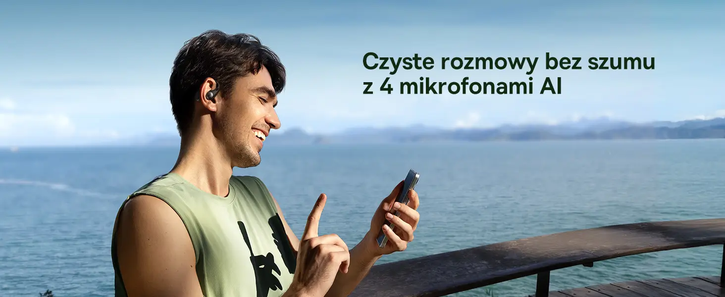 Mężczyzna rozmawiający przez smartfon w otwartej słuchawce Baseus Eli Sport 2 z redukcją szumów 4 mikrofonów sztucznej inteligencji.