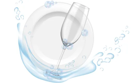 Келих шампанського на білій тарілці, з видимими бризками води.