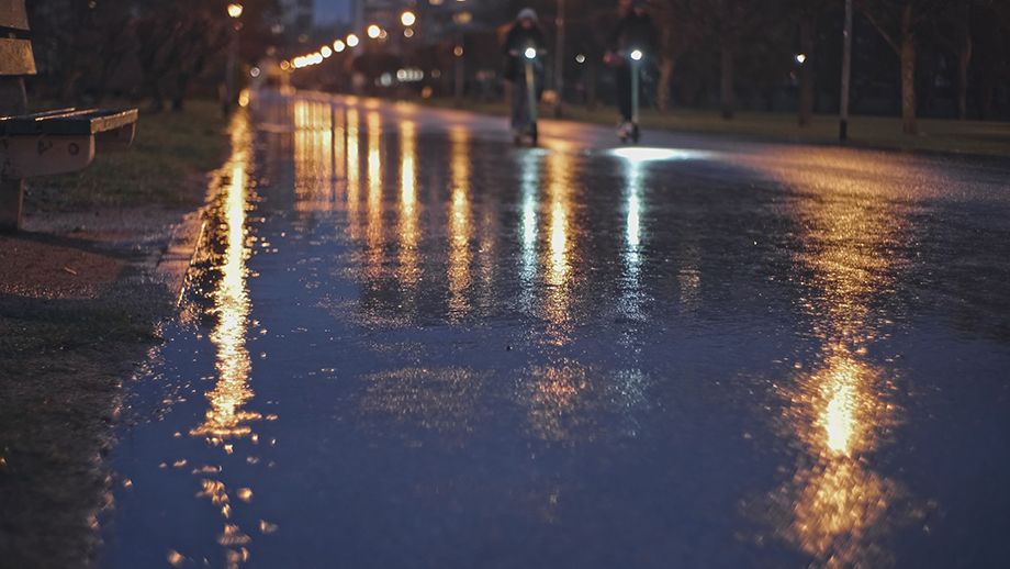 Ulica w deszczu