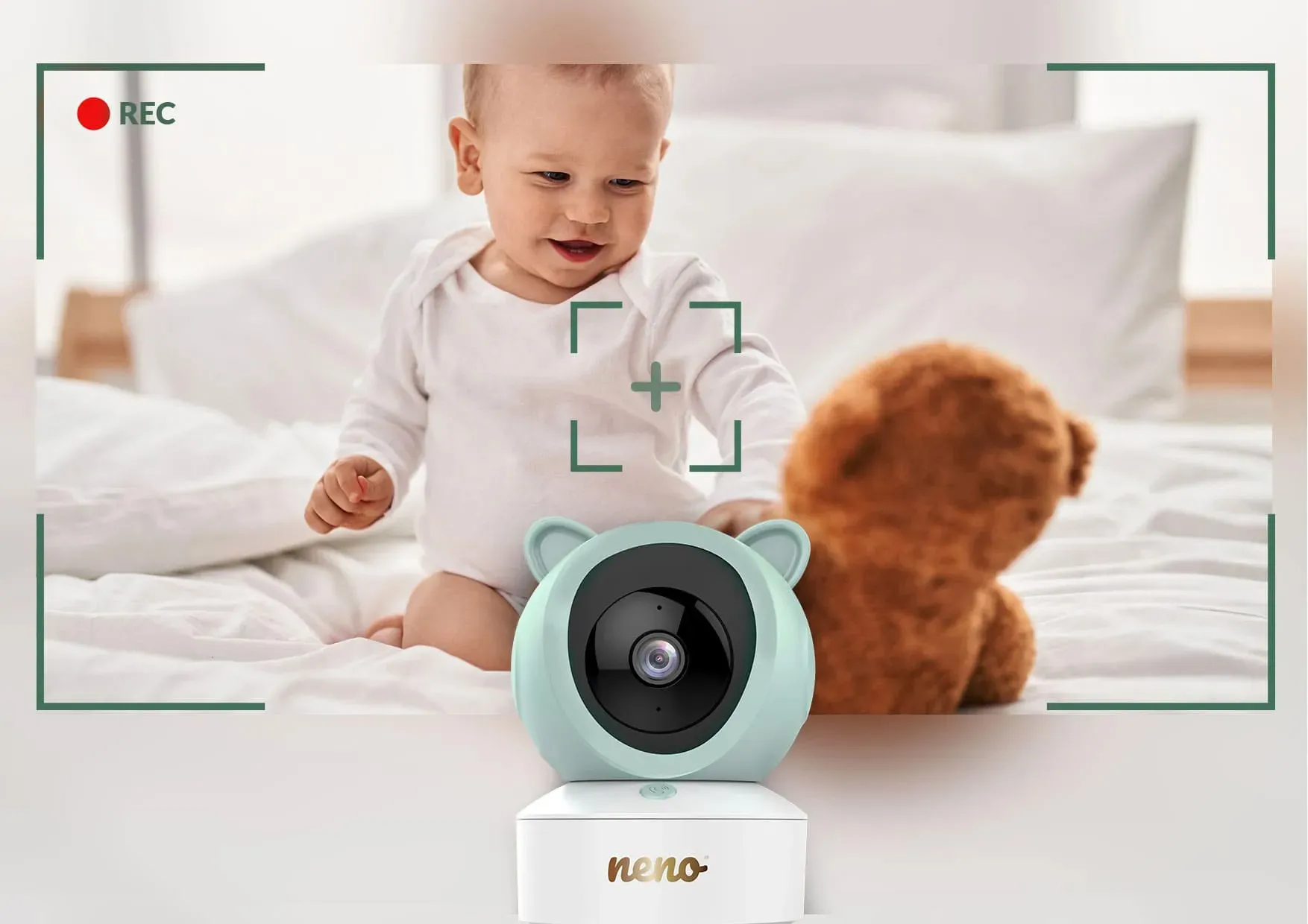 Дитина грається з м'якою іграшкою, записана відеонянею Neno Ivo у роздільній здатності Full HD