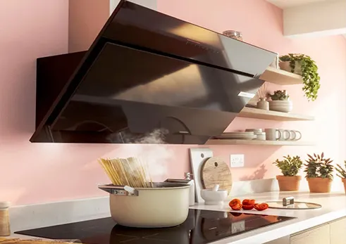 Gotuj inteligentnie – steruj płytą i okapem jednym dotknięciem